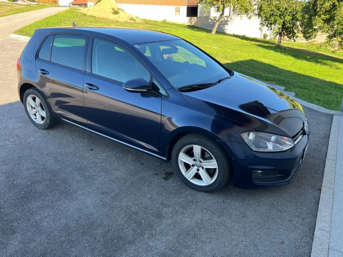 Volkswagen Golf 2013 photo 2