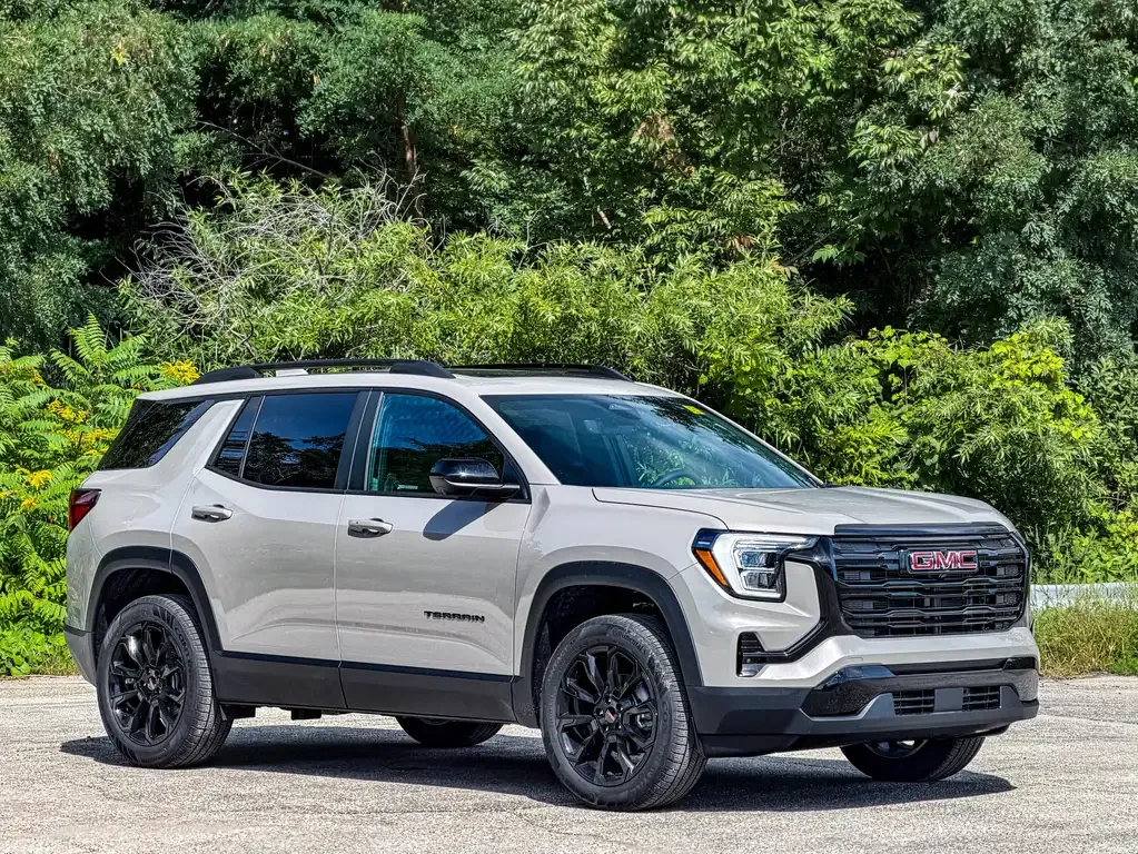 GMC Terrain 2027 photo 4