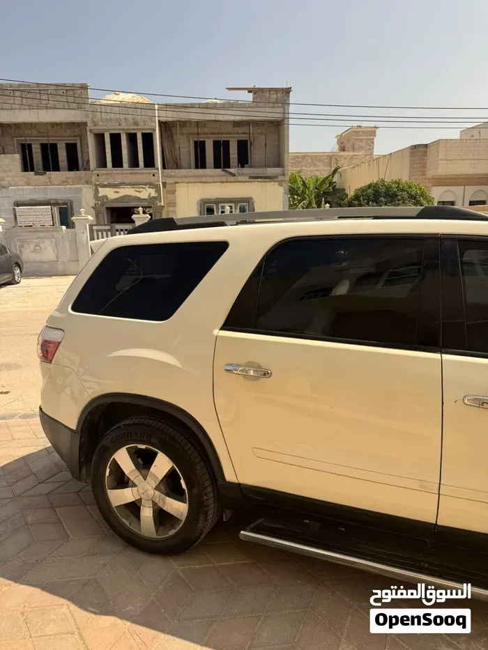 GMC Acadia