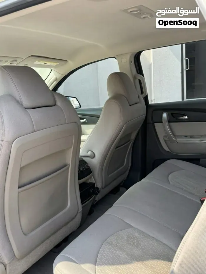 GMC Acadia 2012 photo 4