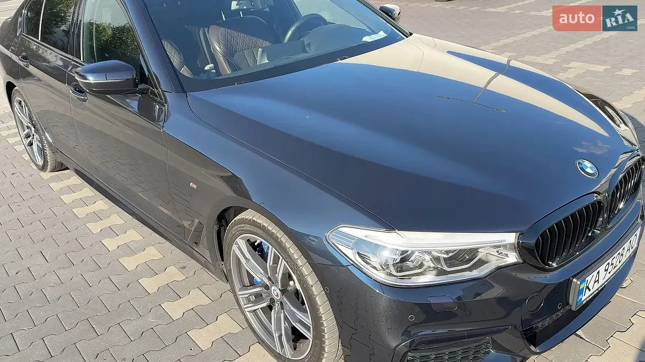 BMW 5 Series 2017 photo 2