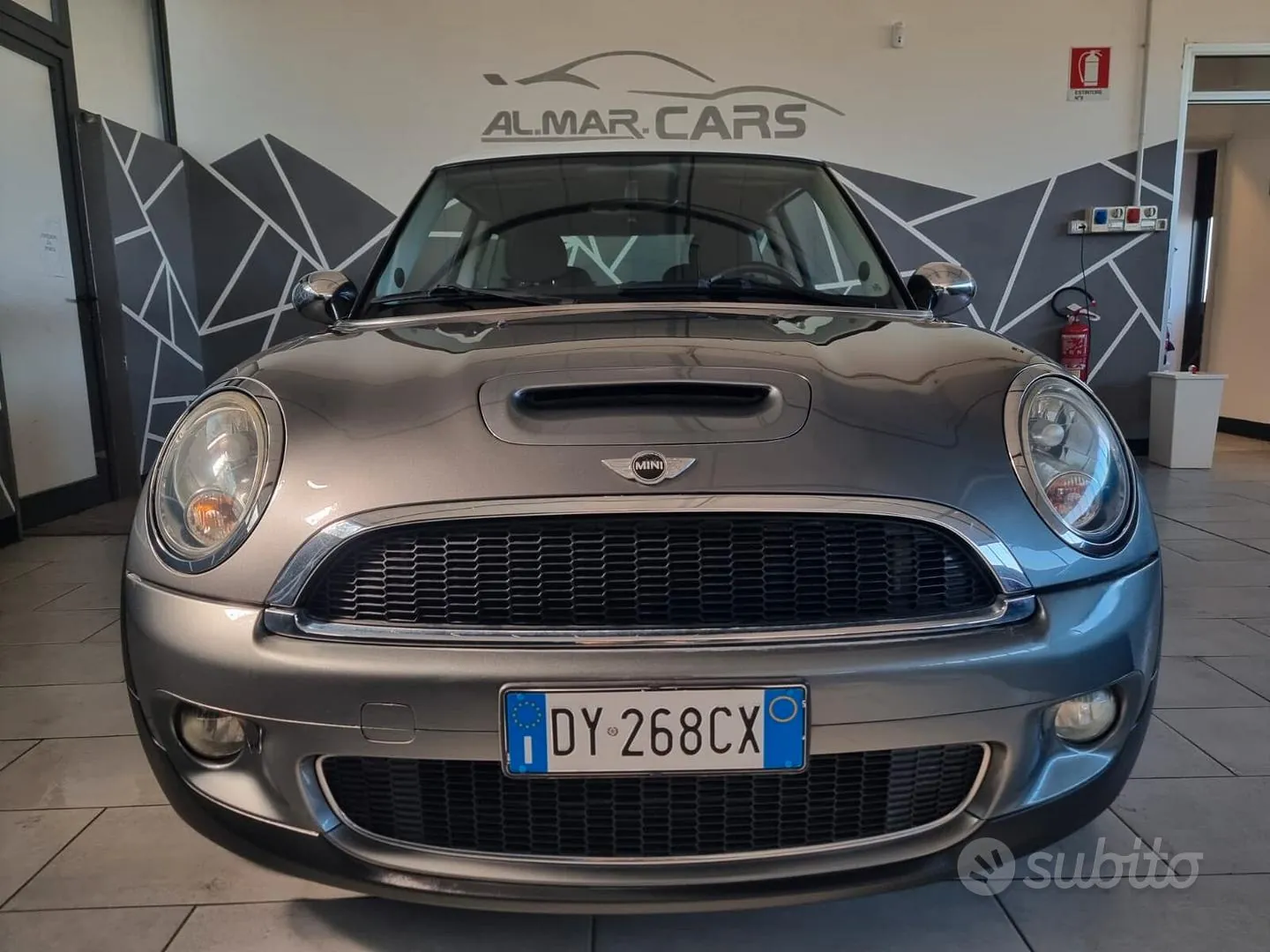 Mini Cooper S 2009 photo 2