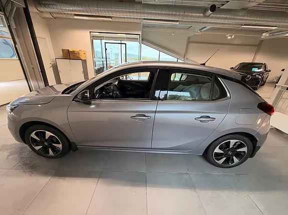 Opel Corsa E 2021 photo 3