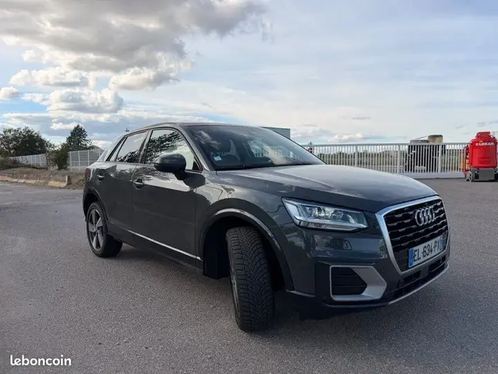 Audi Q2 2017 photo 2