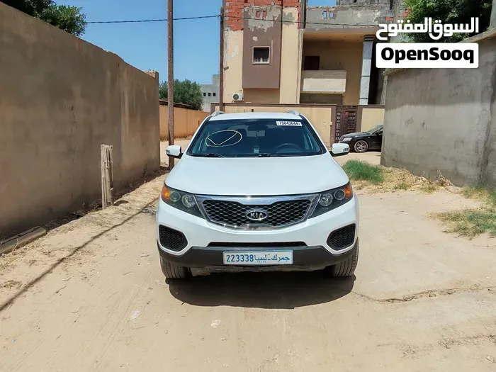 Kia Sorento 2011 photo 2