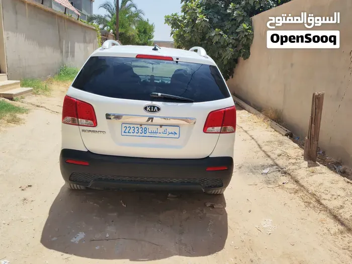 Kia Sorento 2011 photo 3