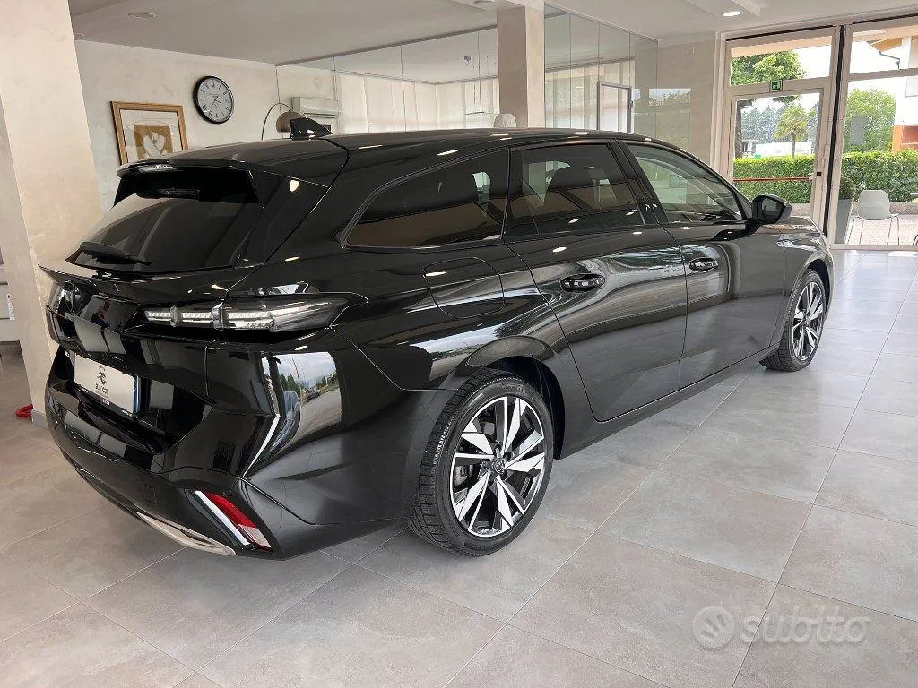 Peugeot 308 2022 photo 4