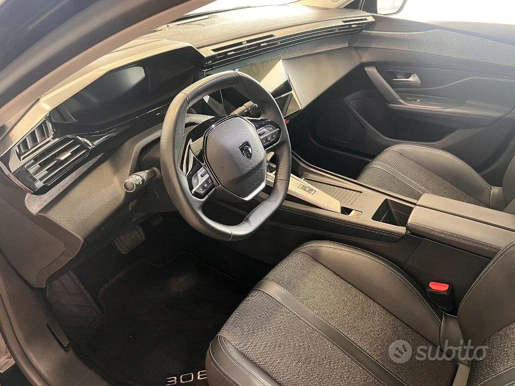 Peugeot 308 2022 photo 5