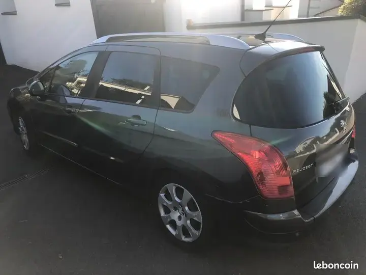 Peugeot 308 2013 photo 2