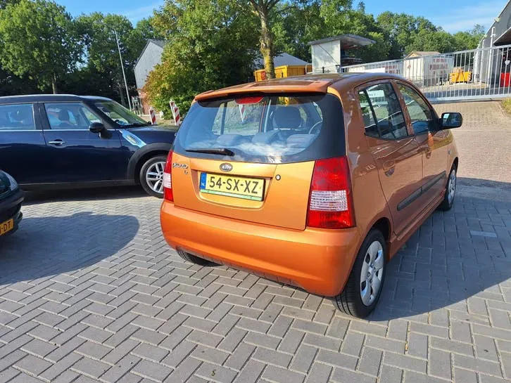 Kia Picanto 2006 photo 3