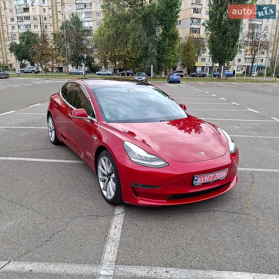 Tesla Model 3 2018 photo 4