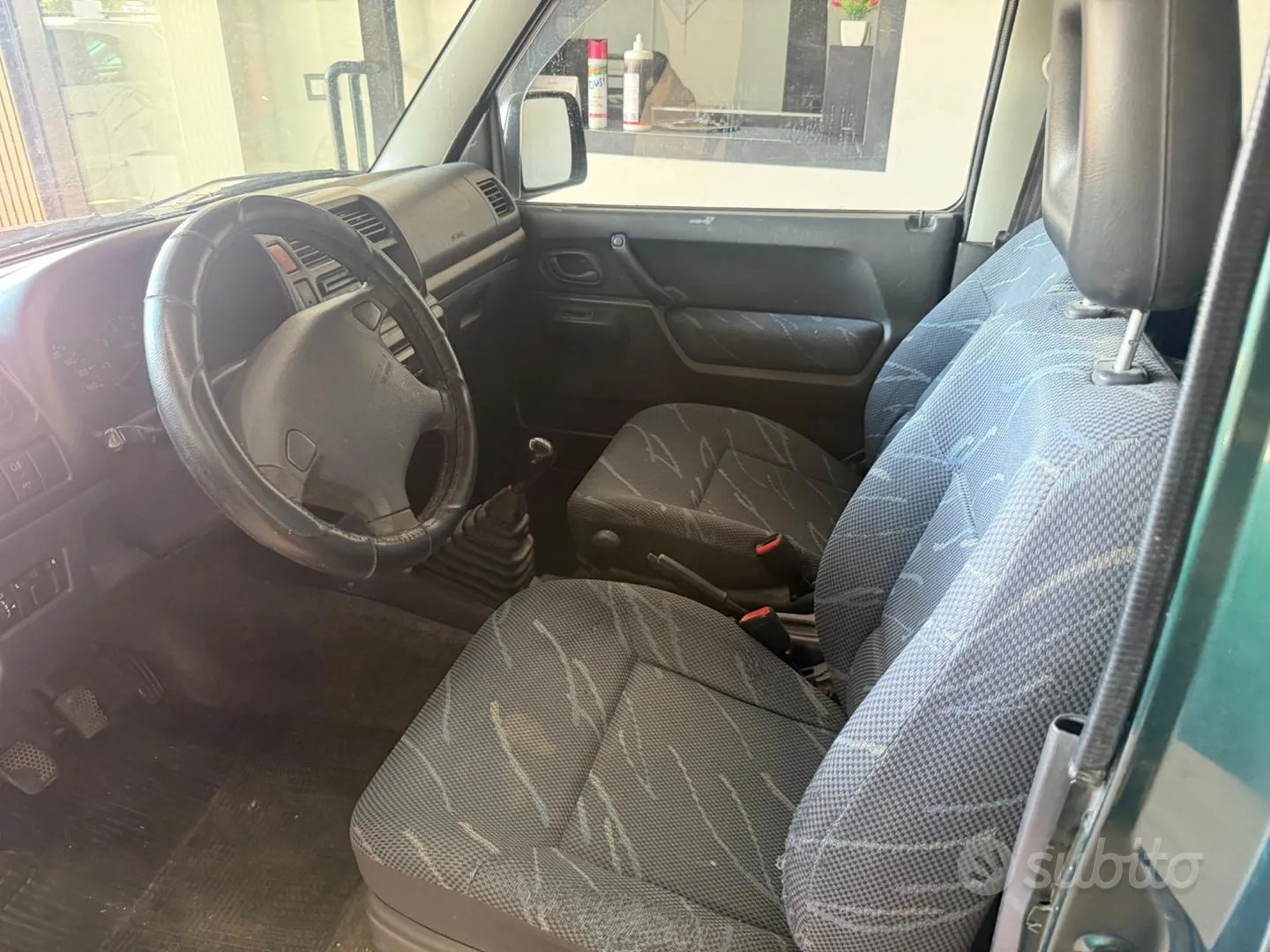 Suzuki Jimny 2004 photo 5