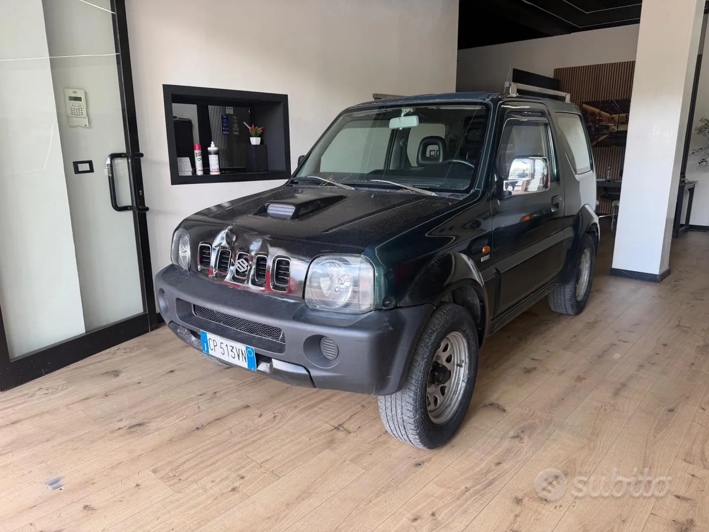 Suzuki Jimny 2004 photo 2