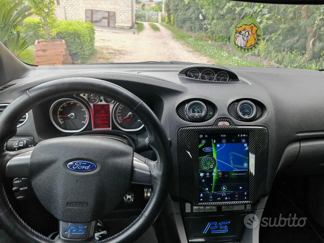 Ford Focus Rs 2011 photo 4