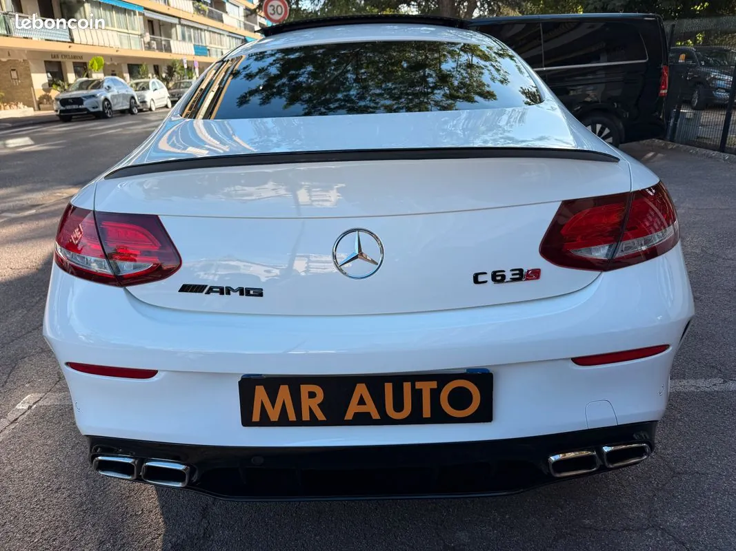 Mercedes-Benz C-Class 2017 photo 4