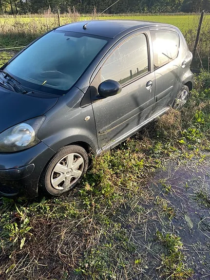 Toyota Aygo 2011 photo 3