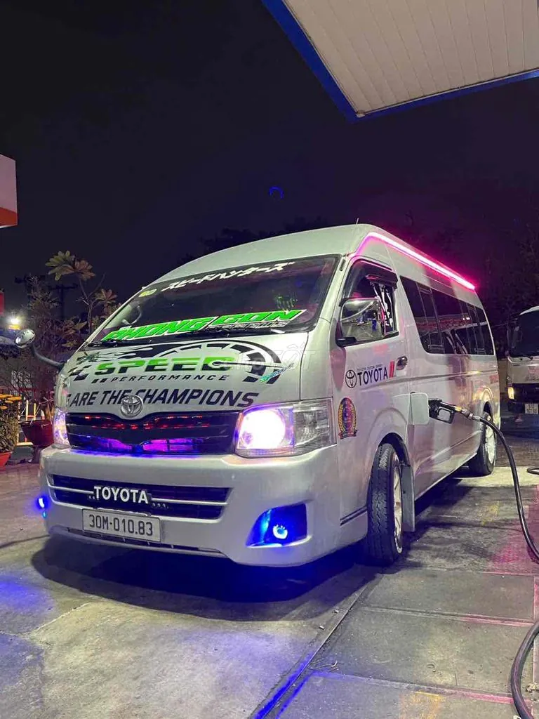 Toyota Limosine