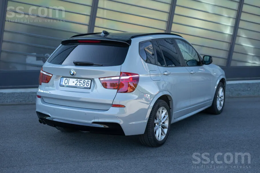 BMW X3 2012 photo 4