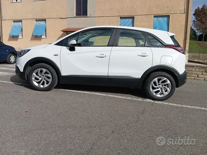 Opel Crossland 2018 photo 2