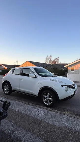 Nissan Juke 2014 photo 2