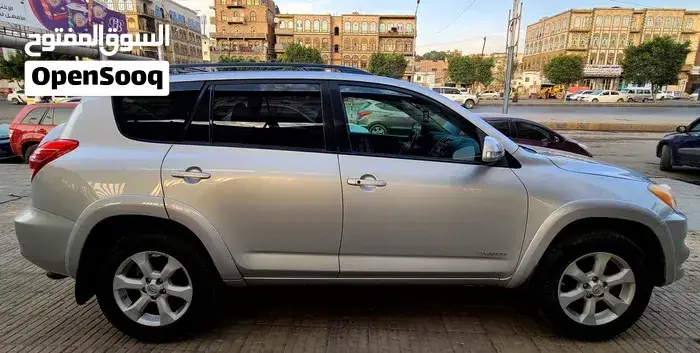 Toyota Rav4 2012 photo 4