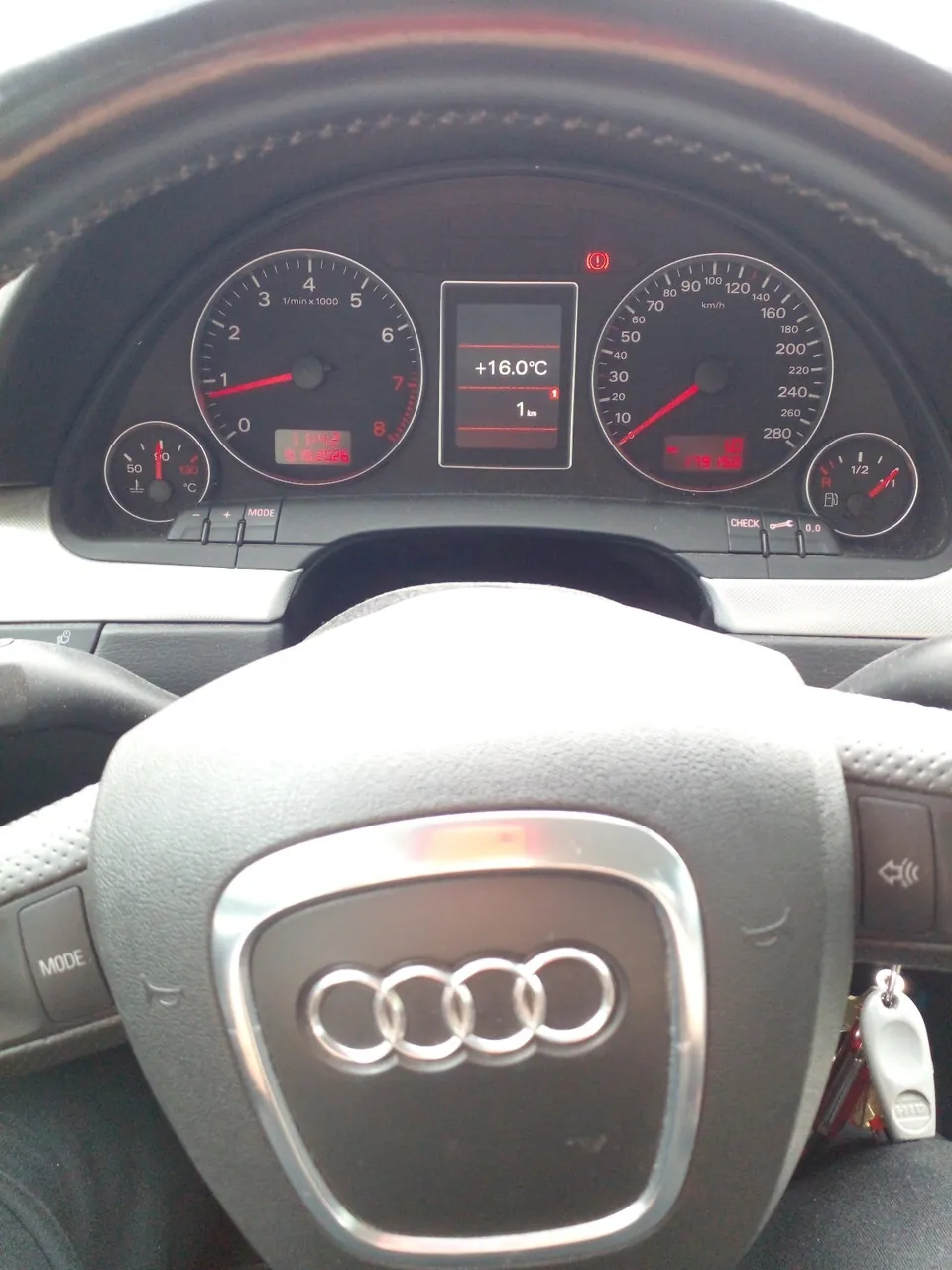 Audi A4 2006 photo 4