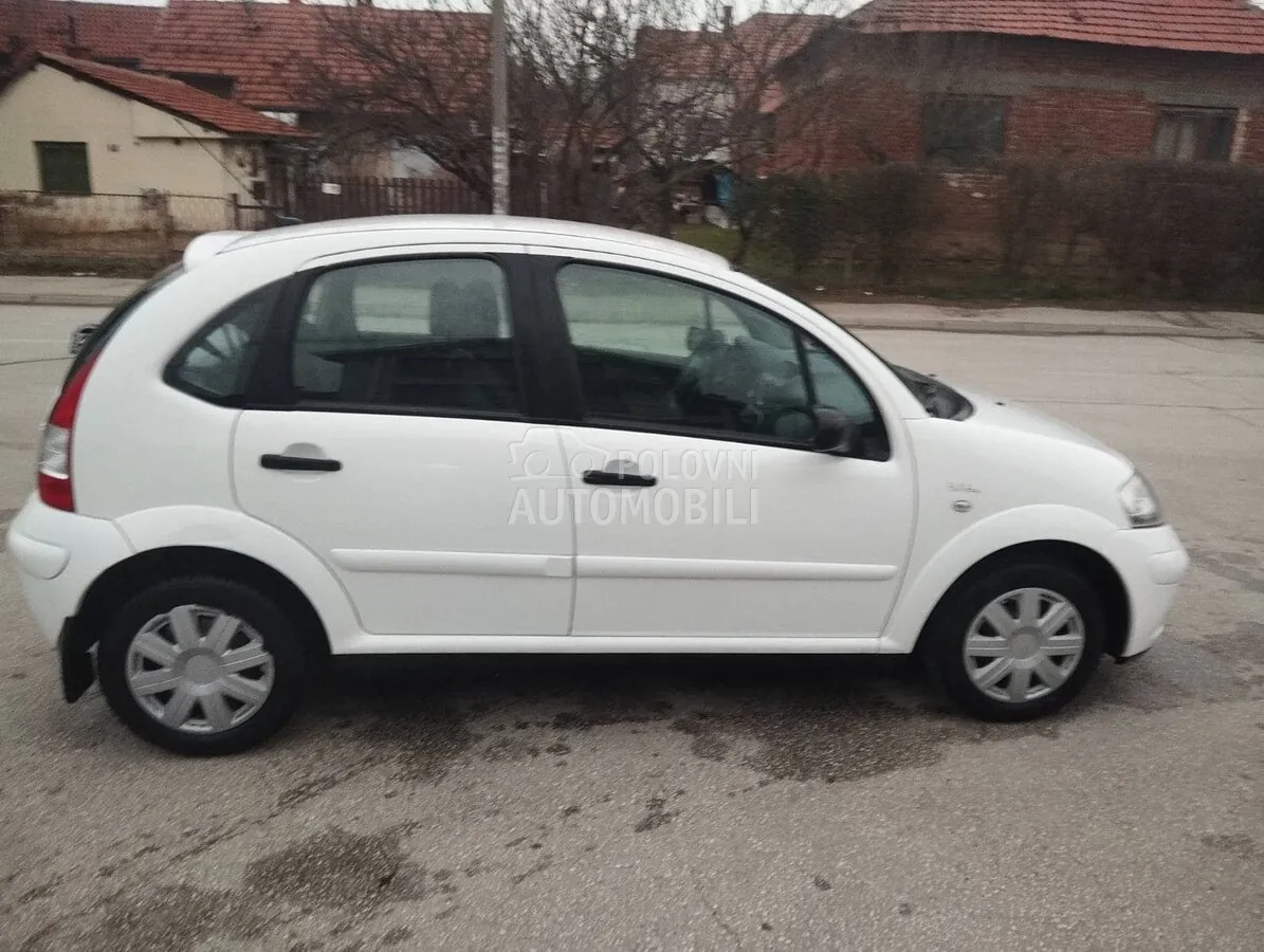 Citroen C3 2008 photo 5
