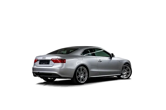 Audi A5 2009 photo 2