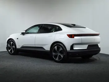 Polestar 4 2026 photo 3