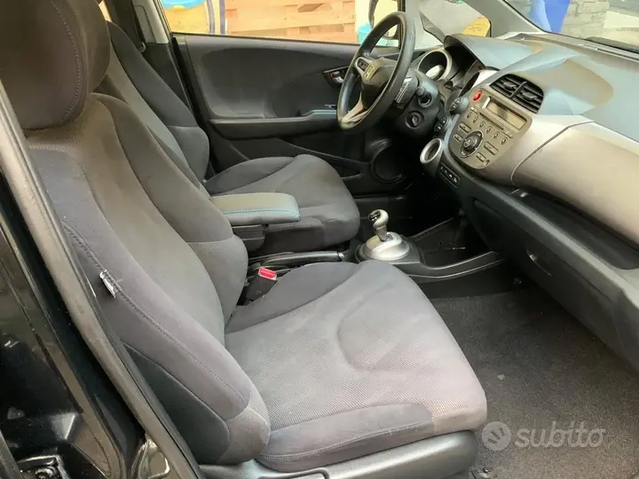 Honda Jazz 2009 photo 5