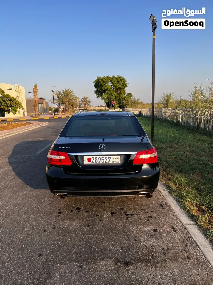 Mercedes-Benz E-Class 2012 photo 3