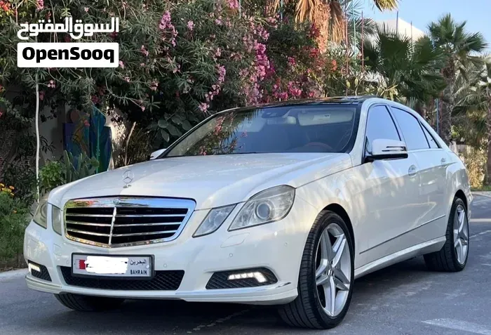 Mercedes-Benz E-Class 2012 photo 5