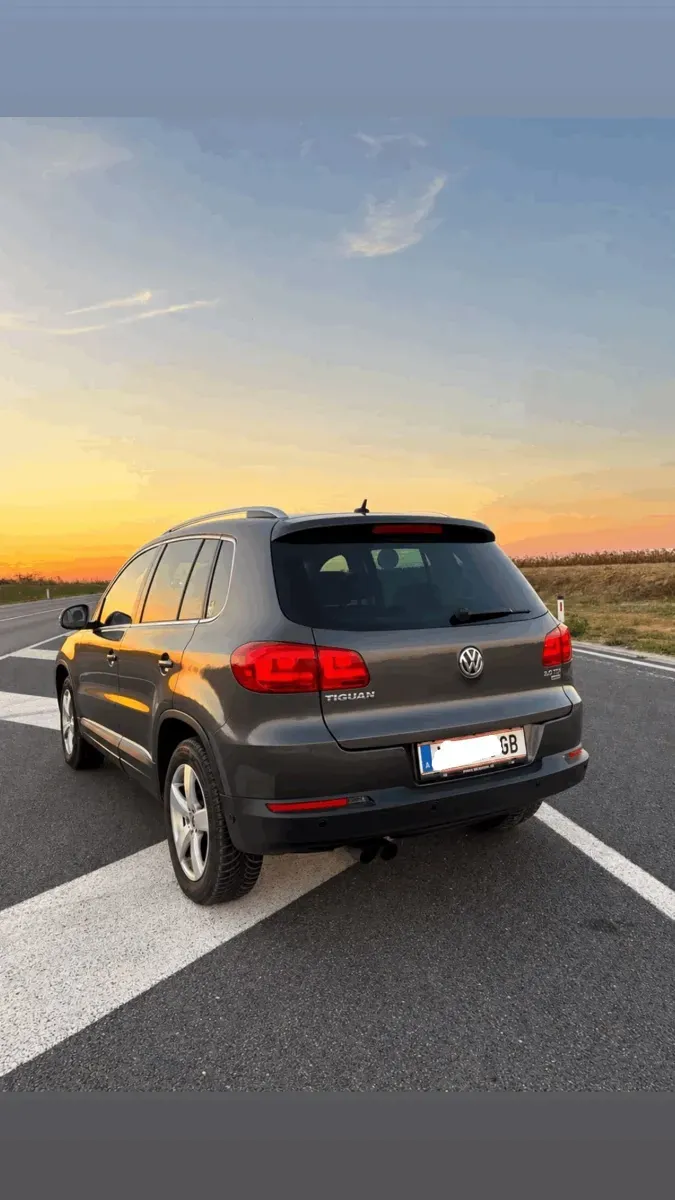 Volkswagen Tiguan 2012 photo 2
