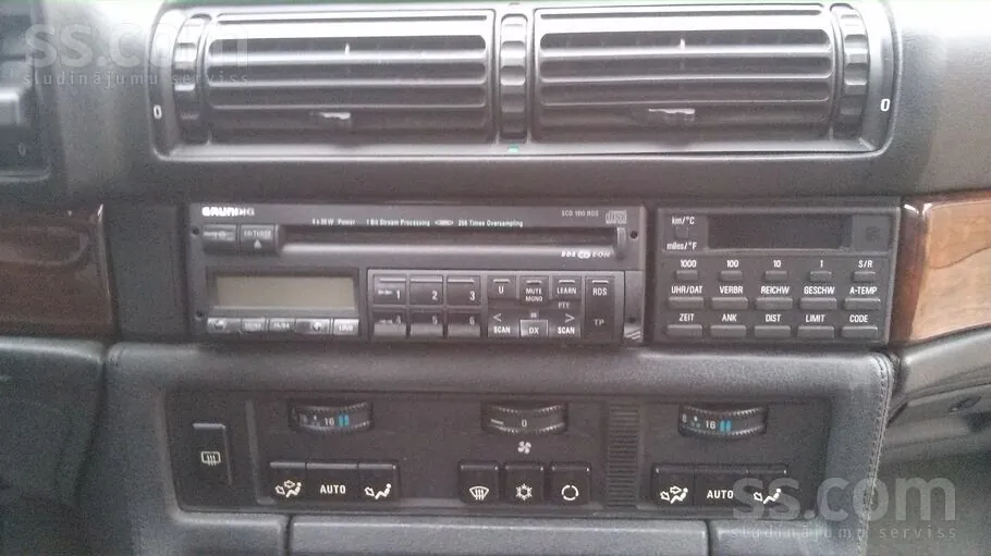 BMW 750 1990 photo 5