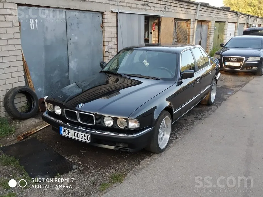 BMW 750