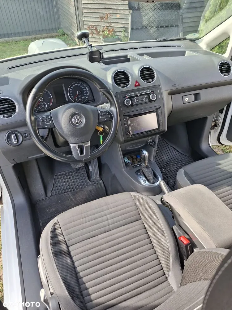 Volkswagen Caddy 2015 photo 2
