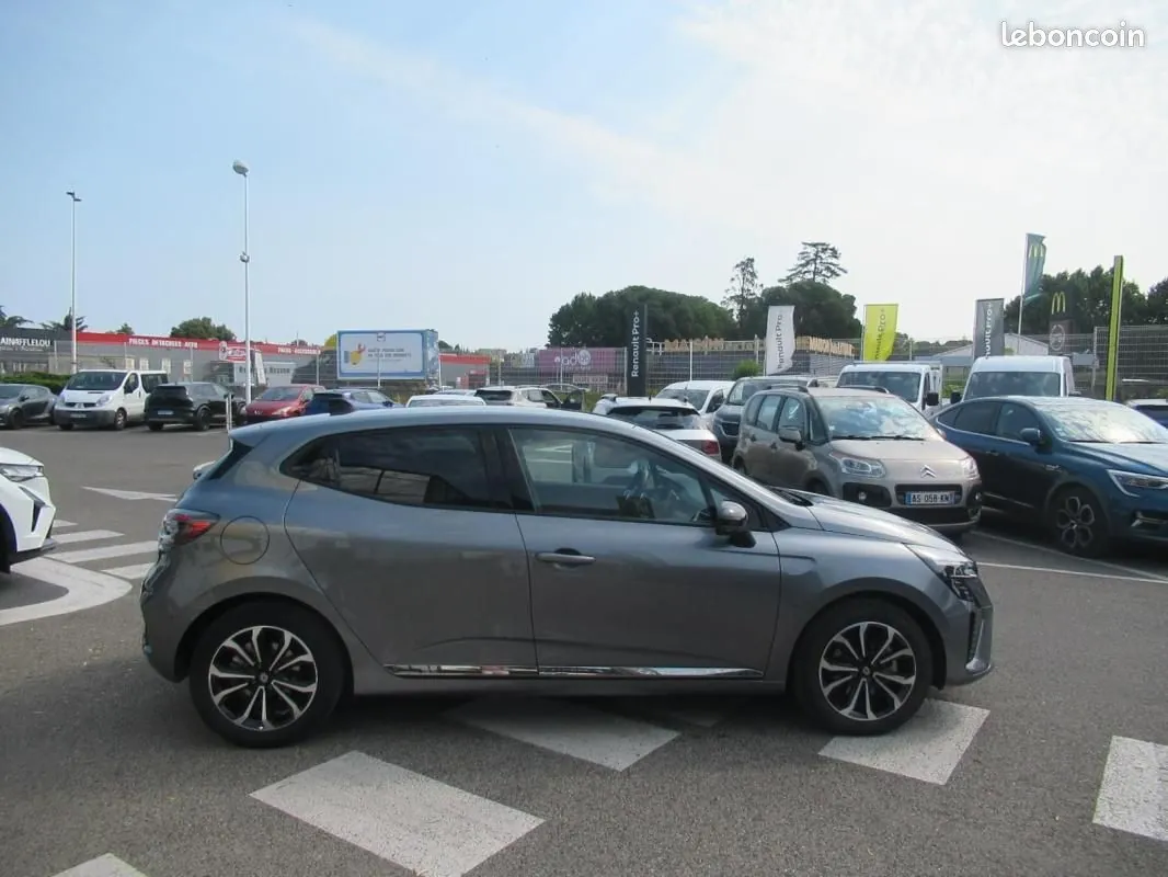 Renault Clio 2023 photo 5