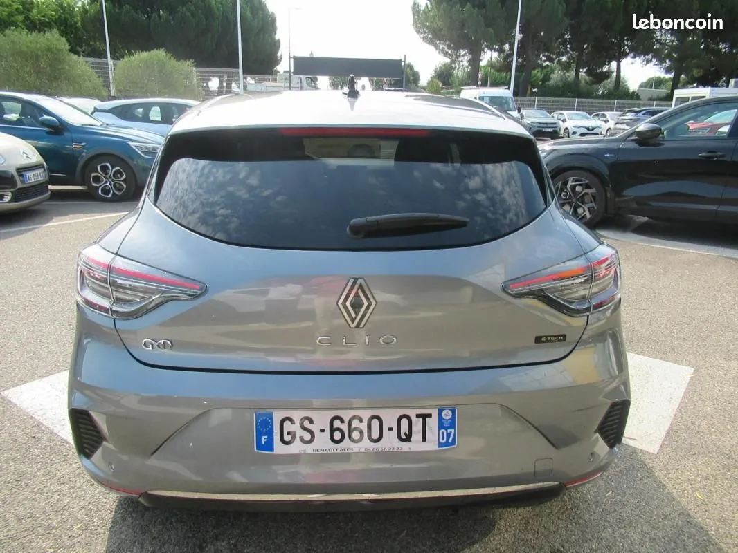 Renault Clio 2023 photo 4