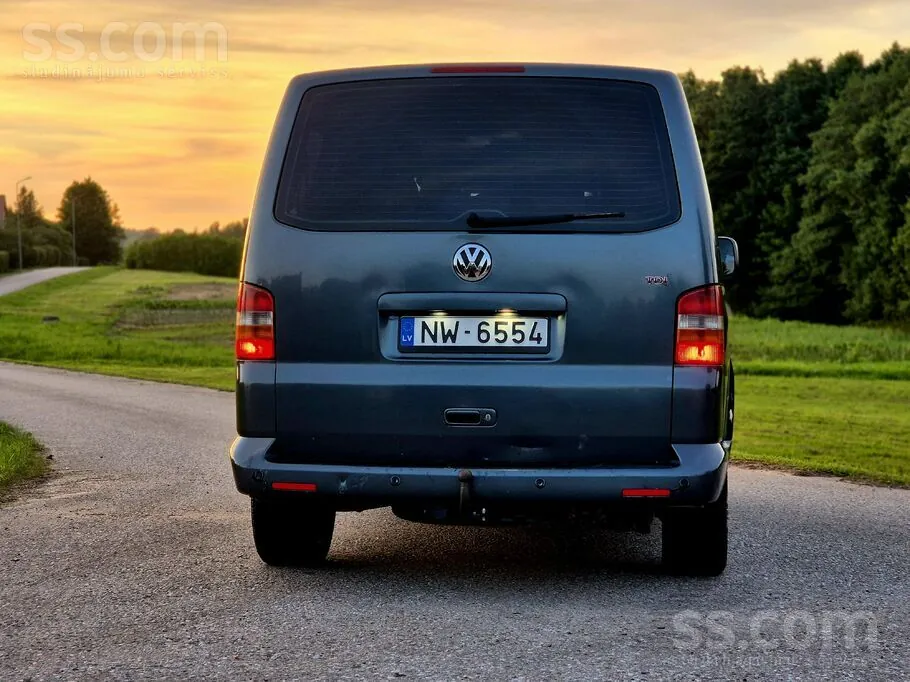 Volkswagen Transporter 2004 photo 2