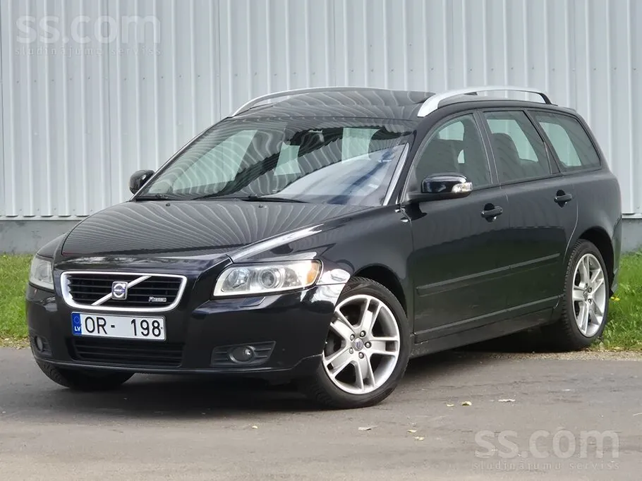 Volvo V50 2008 photo 2