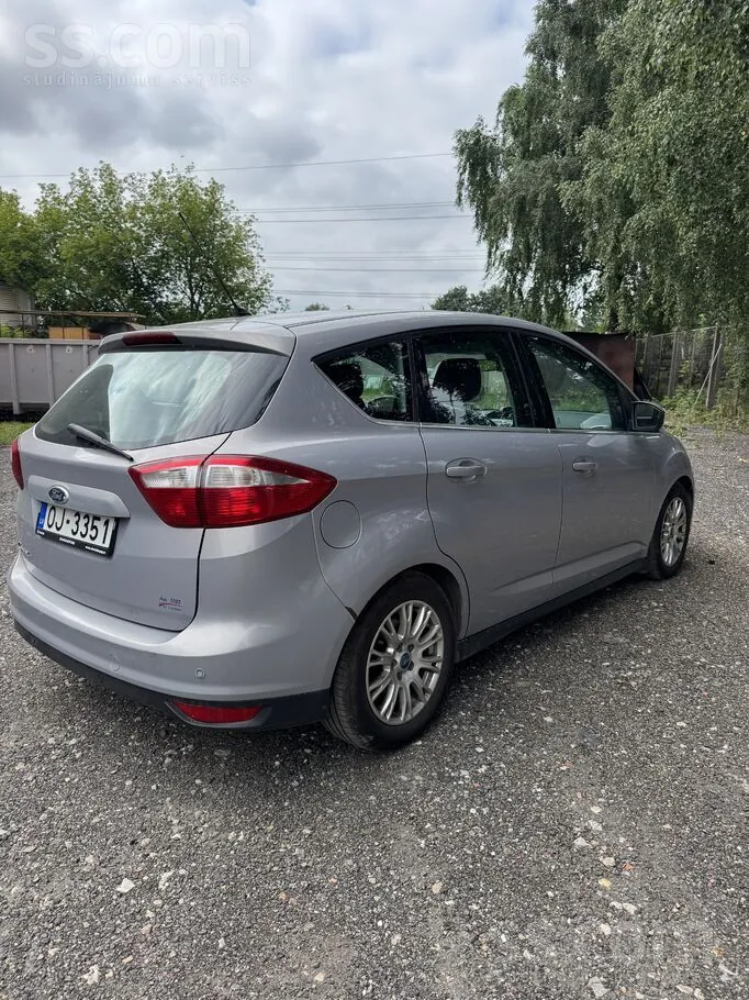 Ford C-Max 2011 photo 3