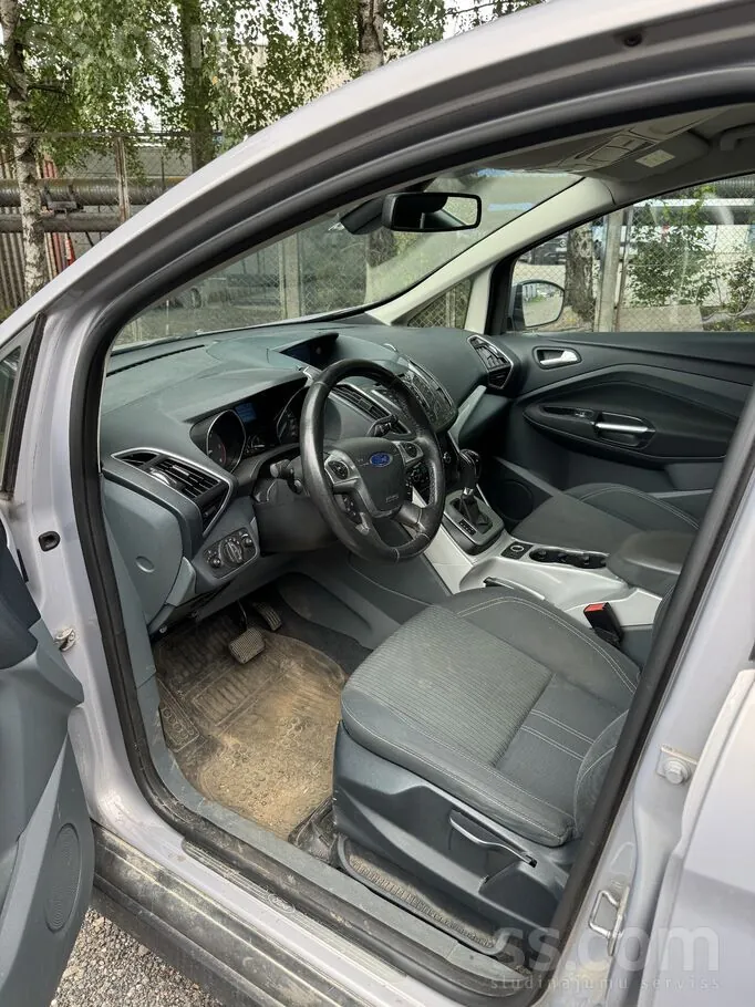 Ford C-Max 2011 photo 5