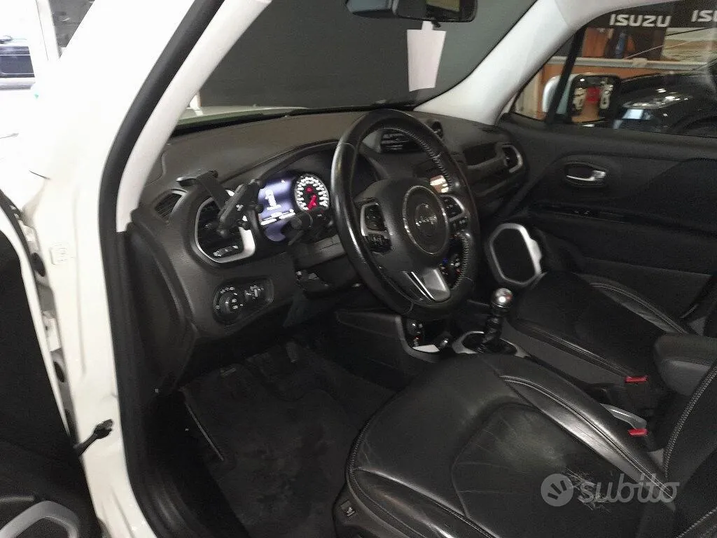 Jeep Renegade 2015 photo 5