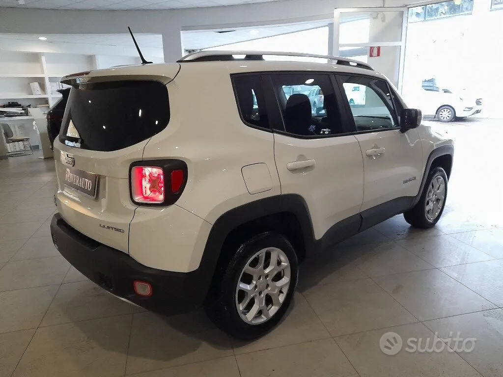 Jeep Renegade 2015 photo 3