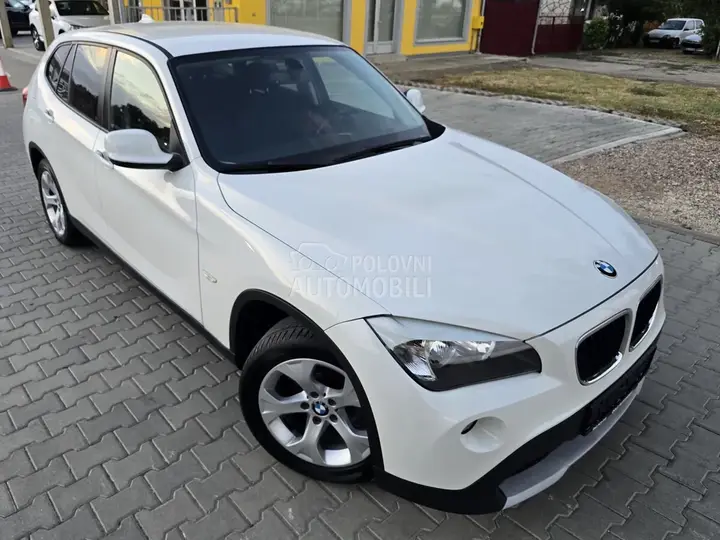 BMW X1 2010 photo 2