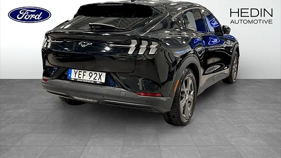 Ford Mustang Mach-E 2021 photo 2
