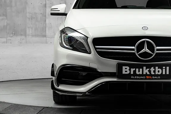 Mercedes-Benz A45 2016 photo 5