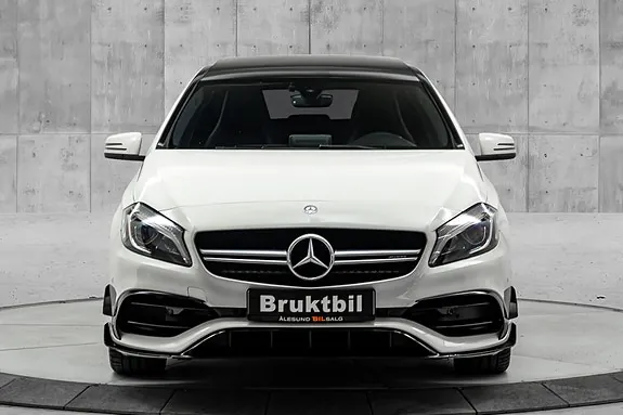 Mercedes-Benz A45 2016 photo 4