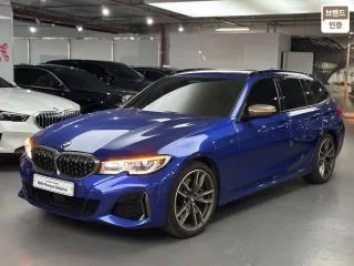 BMW 3 Series 2021 photo 2