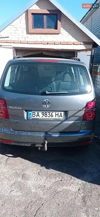 Volkswagen Touran 2007 photo 4